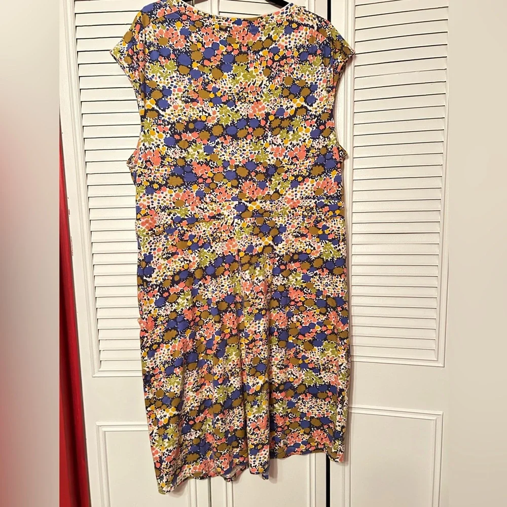 Boden Casual Jersey Floral weekend Day Dress Size 16R - Picture 2 of 4